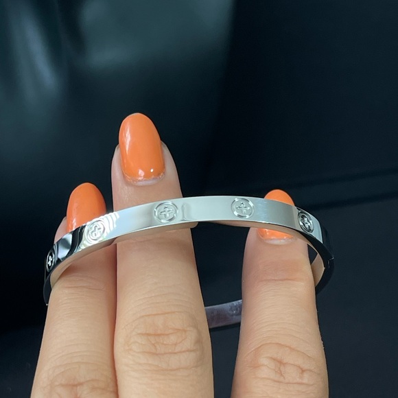 Lison - Platinum Design And Cross Nut Nail Bracelet Stainless Steel - Picture 6 of 8